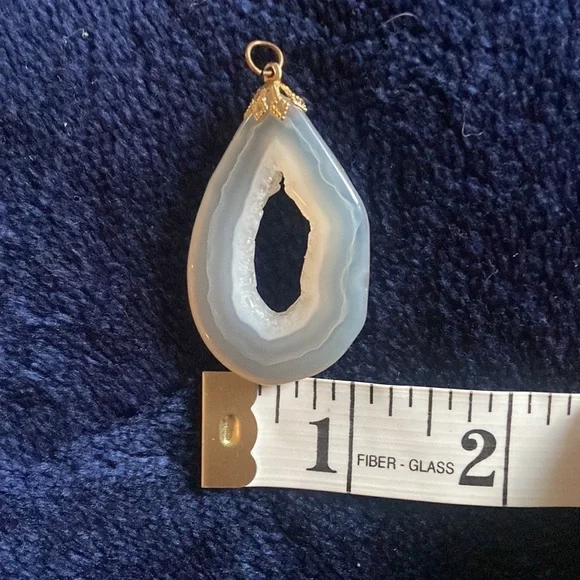 Geode Pendant - Picture 7 of 7